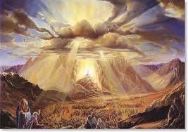 Deuteronômio 4:10-15 – A lei foi dada em Horebe ou no monte Sinai?