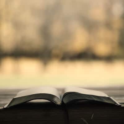 Estudos Bíblicos e comentários. Aprenda mais sobre a palavra de Deus